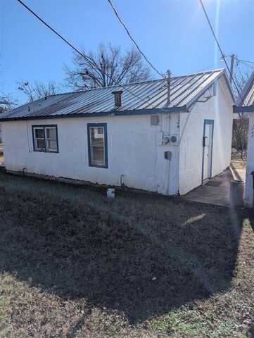 320 N MEAD, Shawnee, OK 74801
