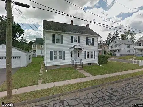 Wadsworth Street, MANCHESTER, CT 06040