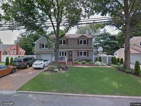 Charter Oaks, BRENTWOOD, NY 11717