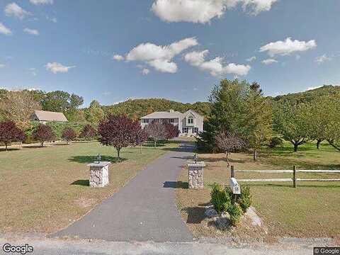 Bridge End Farm, SANDY HOOK, CT 06482