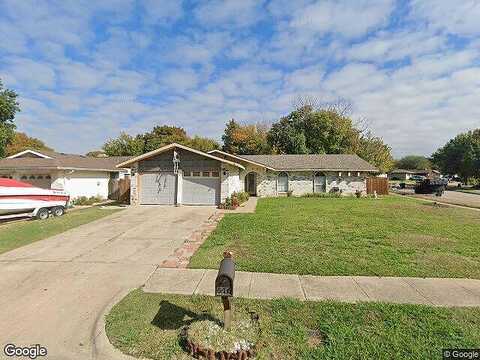 Guinevere, ARLINGTON, TX 76014