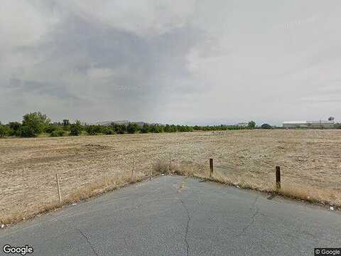 El Monte, DINUBA, CA 93618