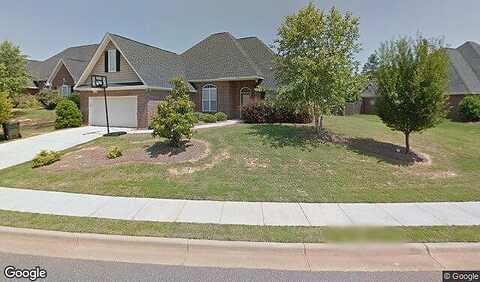 Dellia, AUBURN, AL 36830