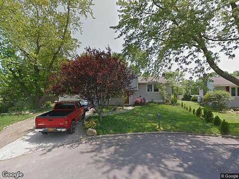 Dennis, RIVERHEAD, NY 11901