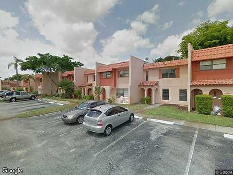 Madrid Ln, Davie, FL 33324