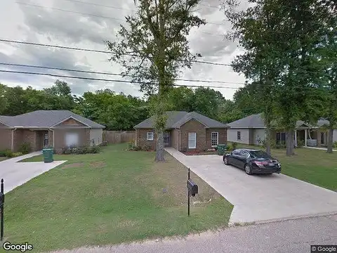 Oak, SELMA, AL 36701