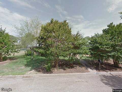 White, CLIFTON, TX 76634