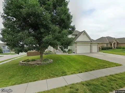 Diane, PAPILLION, NE 68046