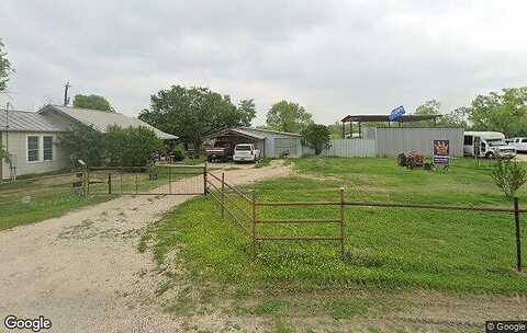 Senior, VON ORMY, TX 78073