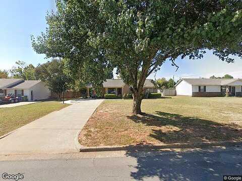 Beverly, MUSCLE SHOALS, AL 35661