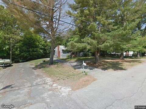 Dundee, BROCKTON, MA 02302