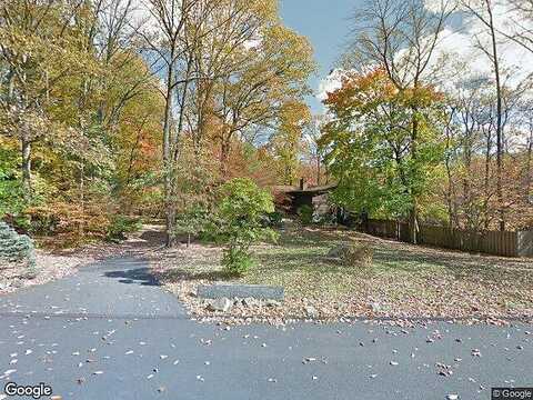 Fawn, SUFFERN, NY 10901