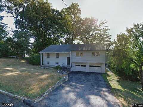 Skyline Dr, WEST ORANGE, NJ 07052
