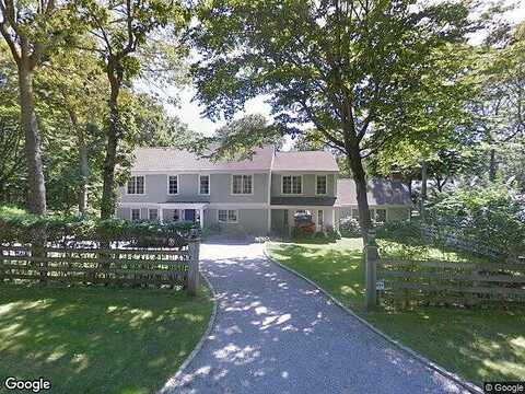 Dominy, EAST HAMPTON, NY 11937