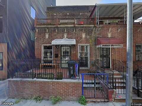 19Th, BROOKLYN, NY 11226