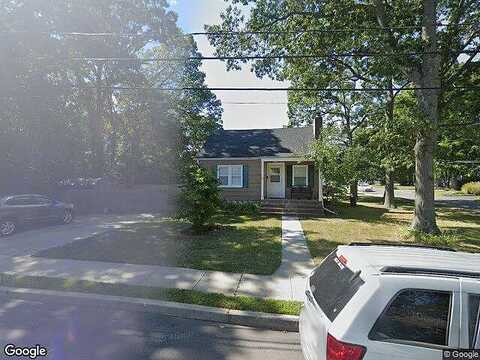 Whitman, ISLIP, NY 11751