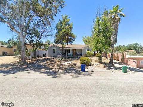 Pine, PASO ROBLES, CA 93446