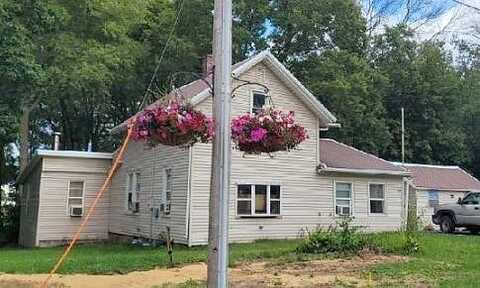 1St, LONG GROVE, IA 52756