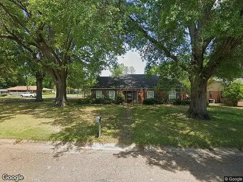 Iris, GREENVILLE, MS 38701