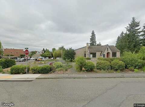 8Th, KIRKLAND, WA 98033