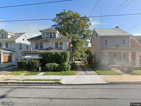 E Main St, ADAMSTOWN, PA 19501