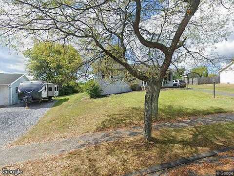 Vanessa, BELLEFONTE, PA 16823