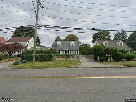 Lawn, STAMFORD, CT 06902