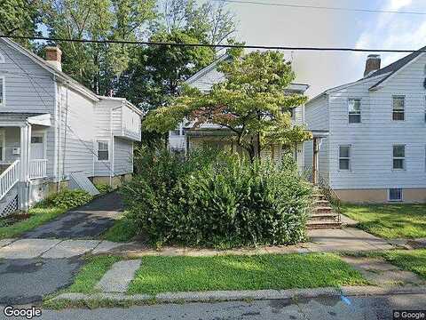 Cross St, MONTCLAIR, NJ 07042