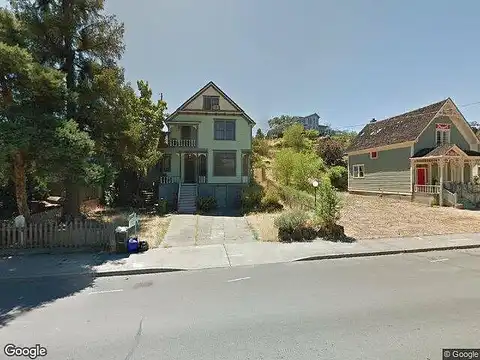 4Th, THE DALLES, OR 97058