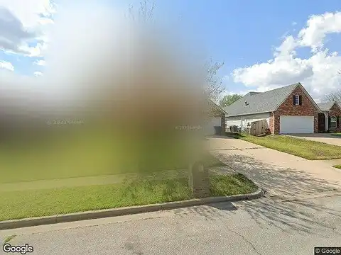 Javine, SKIATOOK, OK 74070