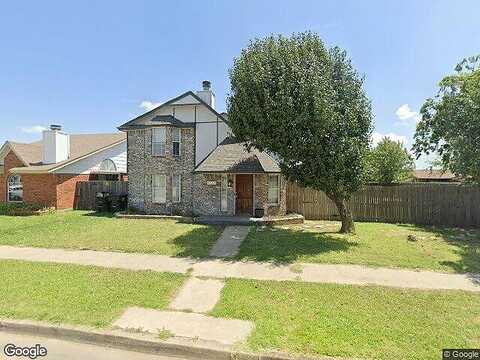Robinson, MOORE, OK 73170