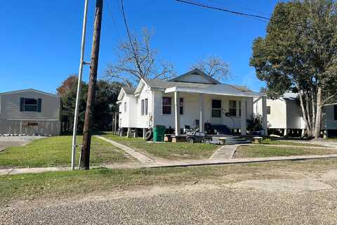 Dooley Street, Delcambre, LA 70528