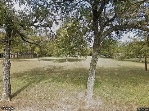 Ross, ELM MOTT, TX 76640