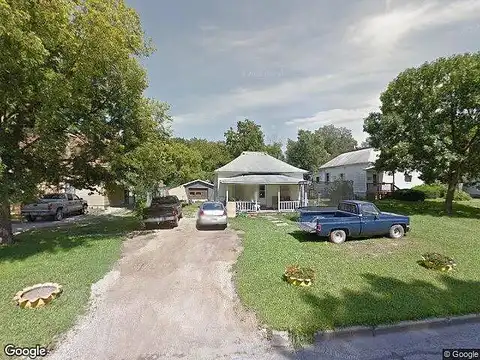 Ash, OTTAWA, KS 66067