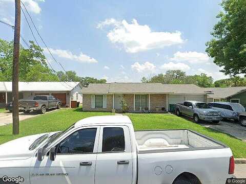 Avenue E, CONVERSE, TX 78109