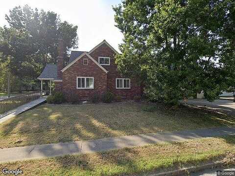 Pine, BENTON, IL 62812