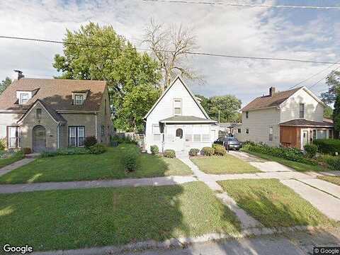 Court, ROCKFORD, IL 61103