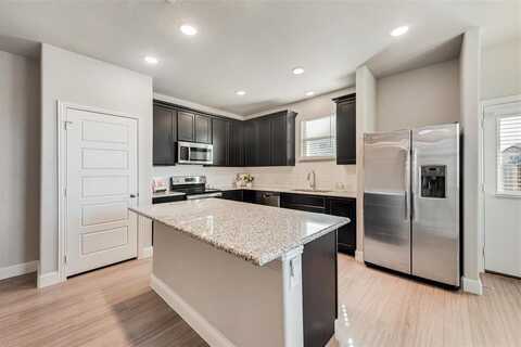 4929 Sanger Circle Drive, Sanger, TX 76266