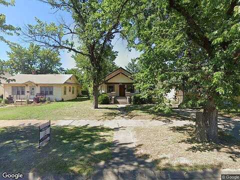 17Th, HUTCHINSON, KS 67501