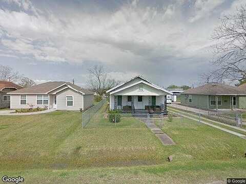 15Th, PORT ARTHUR, TX 77640