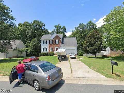 Northridge, KING, NC 27021