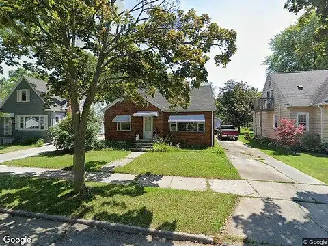Quinton, GREEN BAY, WI 54302