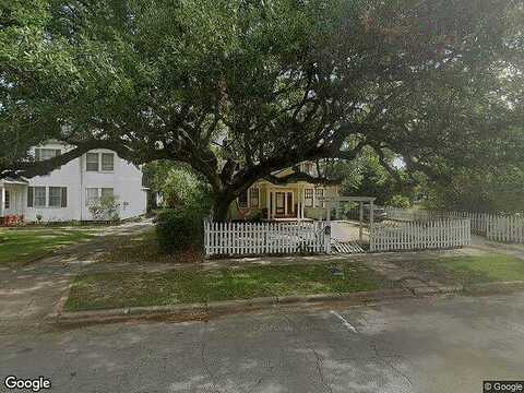 South, BEAUMONT, TX 77702