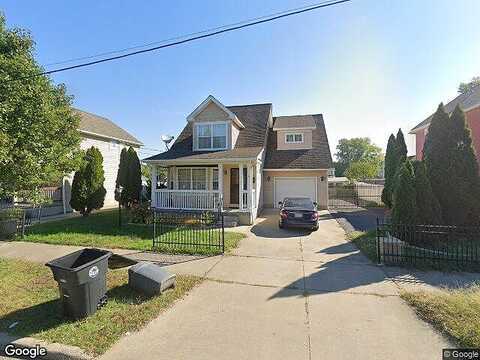 61St, CLEVELAND, OH 44104