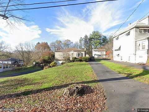 Main, Hanover, PA 18706