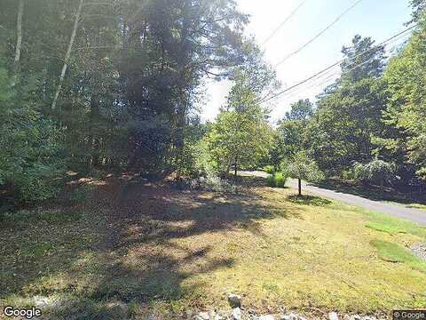 Louise, HOLLIS, NH 03049