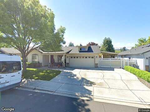 Oak Crest, MEDFORD, OR 97501