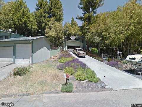 Robin, WILLITS, CA 95490