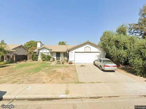 Sarah, SELMA, CA 93662