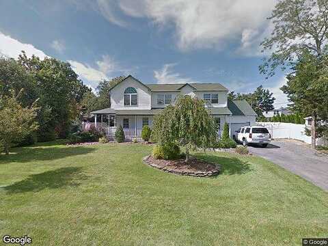 Benjamin, EAST MORICHES, NY 11940